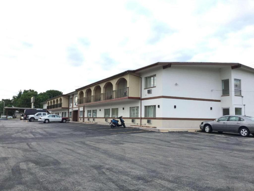America'S Best Inn Urbana 섐페인 외부 사진